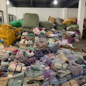 Vente en gros de vêtements pour enfants de toutes saisons sans marque, ensembles de vêtements pour enfants de 0 à 12 ans, shorts en coton unisexe fabriqués dans le Guangdong - Product Image 2