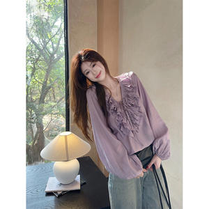 Chemise à volants florale à col en V de style français, manches longues en mousseline de soie, vêtements décontractés pour femmes, couleur violette, pour le printemps - Product Image 5