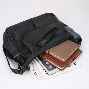 Bolsa de Pecho Deportiva para Hombre, Diseño Moderno, de Doble Cara, Impermeable, para Senderismo, Estilo Bandolera - Product Image 6