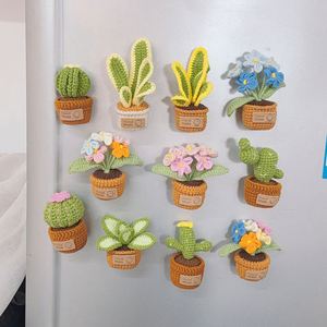 Juego de Imanes para Refrigerador con Plantas en Maceta Tejidas a Crochet, Decoración para el Hogar, Mini Cactus y Flores Tejidas a Mano, Decoración de Peluche, Directo de Fábrica - Product Image 1