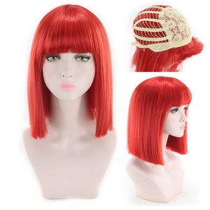 Perruque d'animation européenne et américaine pour femmes, <span class=keywords><strong>cheveux</strong></span> longs et raides, frange droite, <span class=keywords><strong>coiffure</strong></span> mi-<span class=keywords><strong>courte</strong></span>, commerce transfrontalier - Product Image 2