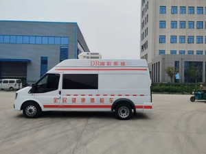 Véhicule d'examen médical mobile JMC Ambulance DR, camion léger pour le dépistage de santé communautaire, personnalisable avec radiographie - Product Image 3