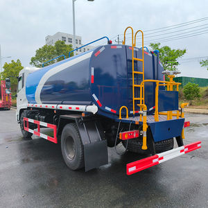 Camión Cisterna de Agua DONGFENG 4x2 de 15000L con Bomba Manual, Tanque de Riego, Cisterna para Granjas, Equipo para Agua Potable, Carro Cisterna - Product Image 4