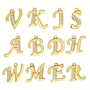 Collar con Colgante de Letra Inicial A-Z para Hombre/Mujer, Chapado en Oro Amarillo, Resistente al Agua, Cadena de Acero Inoxidable, Estilo Moderno para Fiestas - Product Image 3