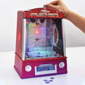 Sıcak satış pil işletilen Mini klasik Arcade oyunu elektrikli oyuncak yanıp sönen sikke itici oyun makinesi hafif müzik ile