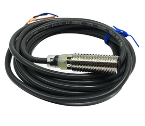 เซ็นเซอร์วัดระยะใกล้ MT-Om Ron; E2B-S08KS02-WP-B1 2M OMS หมายเลขสั่งซื้อ E2B 7048C แบบเหนี่ยวนำ สินค้าใหม่ในสต็อก - Product Image 6