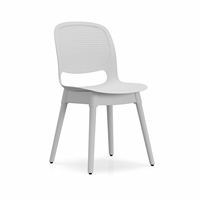 Chaises de salle à manger en plastique minimalistes, légères, empilables, durables, en PP, respectueuses de l'environnement, directement de l'usine. Pour la maison et les restaurants