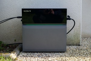 Nouvelle version Sunpura S2400 : Centrale solaire tout-en-un Plug & Play pour balcon avec extension de batterie jusqu'à 4,8 kWh, 7,2 kWh, 9,6 kWh - Product Image 2