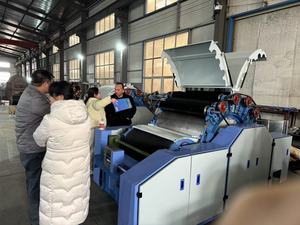 Machine à carder le coton absorbant pour textiles industriels, pour <span class=keywords><strong>la</strong></span> production <span class=keywords><strong>de</strong></span> fibres uniformes, <span class=keywords><strong>de</strong></span> mèches, <span class=keywords><strong>de</strong></span> toiles et <span class=keywords><strong>de</strong></span> rouleaux <span class=keywords><strong>de</strong></span> coton, et <span class=keywords><strong>de</strong></span> fils. - Product Image 6
