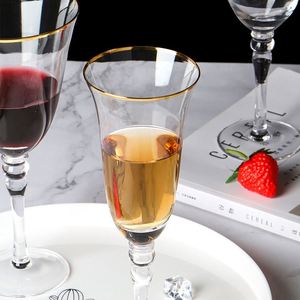Flûtes à champagne en cristal de luxe, blanches avec bordure dorée, pour vin rouge et eau - Product Image 3