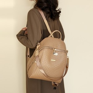 Mochila de Viaje Geométrica Vintage Unisex de Gran Capacidad 2025, con Cierre de Cremallera, Impermeable, de Cuero PU, a la Moda, en Oferta - Product Image 3