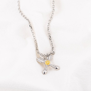 Collier pendentif flèche en acier inoxydable doré, bijou de mode pour homme, cadeau - Product Image 3