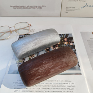Eyeglass Case Rectangle Flip Metal Premium Texture Protective <b>Storage</b> <b>Box</b> For Glasses And Sunglasses - Product Image 3