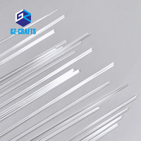 Barres triangulaires modernes en acrylique transparent PMMA pour renforcement de boîtes