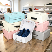 Boîtes à chaussures de luxe personnalisées avec logo, emballage rigide recyclable pour baskets - Laminage mat, gaufrage, doublure en éponge