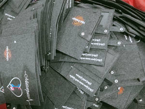 ปกสมุดบันทึกการตั้งครรภ์สีเทาอ่อนคุณภาพสูง  แบบเรียบ  สำหรับใส่บัตรประกันการตรวจครรภ์แบบอัลตราซาวด์ของออสเตรีย - Product Image 5