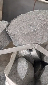 Presse à métaux automatique à gratter Machine à presser les copeaux de bois Presse à presser les seaux en fer et en métal - Product Image 3