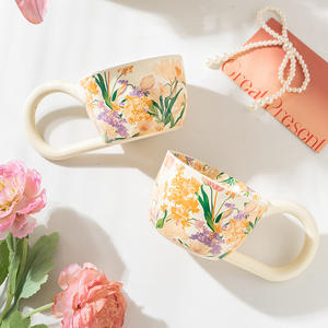 Tasse à café en céramique florale crème avec anse, tasse individuelle, cadeau de mariage, usage domestique - Product Image 2
