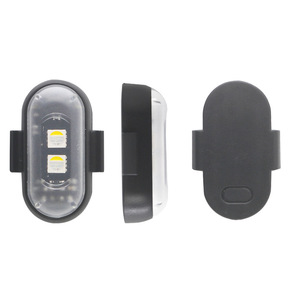 <span class=keywords><strong>Lampe</strong></span> <span class=keywords><strong>stroboscopique</strong></span> télécommandée sans fil <span class=keywords><strong>Lampe</strong></span> d'avertissement LED 7 couleurs Avion Voiture <span class=keywords><strong>Moto</strong></span> Bicyclette RC Drone Flash Indicateur <span class=keywords><strong>Lampe</strong></span> - Product Image 5