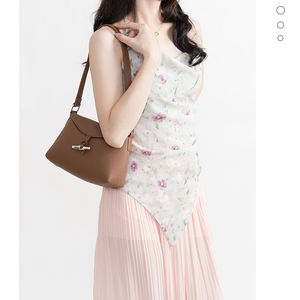 Sac à bandoulière en cuir PU texturé, bandoulière réglable, sac à bandoulière minimaliste, sacoche pour femme - Product Image 3