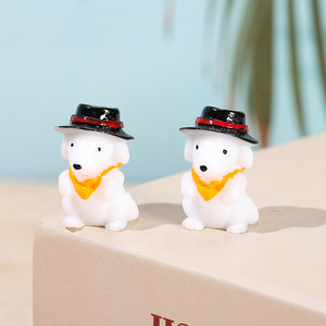 Figura de perro de resina con sombrero negro y bufanda amarilla, decoración del hogar, artesanía artística, adorno en miniatura con forma de animal - Product Image 1