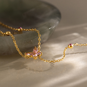 Pulsera de Cadena con Mariposa Rosa J&D Jewelry, Chapada en Oro de 18K, Acero Inoxidable, Circonita Rosa, Joyería para Mujer - Product Image 5