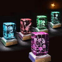 Cube en verre de cristal vintage gravé au laser 3D, fleur de lys, base lumineuse durable à faire soi-même pour la décoration de la maison, fête des mères, anniversaire