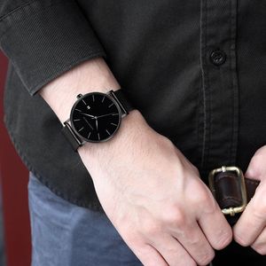 <span class=keywords><strong>Montre</strong></span> pour <span class=keywords><strong>homme</strong></span> HANNAH MARTIN 151 30M résistante à l'eau ; <span class=keywords><strong>Montre</strong></span> minimaliste tendance, style coréen, inspirée de <span class=keywords><strong>DW</strong></span>, en acier inoxydable bleu foncé - Product Image 2