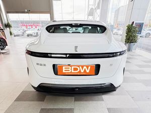 DailyDrive 2026 Nouveau AVATR 11 Facelift Max EREV Économie de Carburant Conduite à Gauche Caméra de Recul Intérieur Sombre Véhicule Hybride Électrique à Vendre - Product Image 4