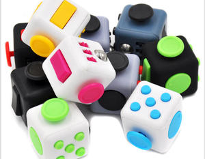 Cubo de descompresión anti-irritabilidad y ansiedad, juguete con botón para desahogar, artefacto para niños y adultos - Product Image 1