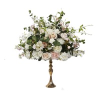 Bloemistbenodigdheden Zomerbos Bruiloft Kunstmatige Witte Rozen Bloembol Eucalyptus Gang Bloemen voor Bruiloft Vloerdecoratie