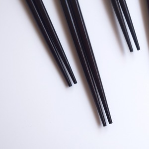 Gato de la suerte japonés, estilo encantador, Gato de La Fortuna, revestimiento de laca de madera, palillos con estampado de <span class=keywords><strong>Sakura</strong></span>, juego de regalo de palillos japoneses - Product Image 2