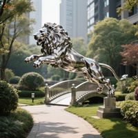 Grande statue d'animal en acier inoxydable brossé 304/316SS personnalisée pour extérieur Sculpture moderne de lion en acier inoxydable grandeur nature pour la décoration de jardin