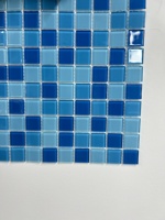 KASARO Usine Prix Coût Auto-Adhésif Toilette Décoration Murale Bleu Hôtel Piscine Zellige Carreaux Brillants Verre Cristal Mosaïque