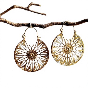 Boucle d'oreille vintage en métal tribal pour femmes, bijoux indiens, style bohème, boucle d'oreille en laiton - Product Image 2