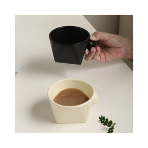 Tazas de café con leche de viaje de cerámica creativas al por mayor de alta calidad, regalo promocional personalizado, tazas de grado superior, taza de pareja de estilo <span class=keywords><strong>INS</strong></span> - Product Image 1