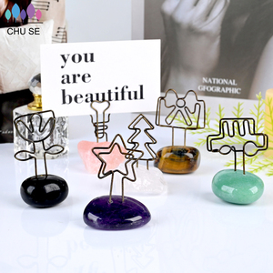 Venta al por mayor de fábrica: Nuevo diseño de soporte para fotos de piedras curativas, clip para notas de cristal pulido. - Product Image 1
