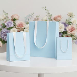 ถุงกระดาษช้อ<span class=keywords><strong>ป</strong></span><span class=keywords><strong>ป</strong></span>ิ้งคุณภาพสูงแบบกำหนดเองพร้อมหูหิ้ว ถุงกระดาษใส่เครื่องประดับ พิมพ์โลโก้ตามสั่ง สำหรับบรรจุภัณฑ์ของขวัญและเสื้อผ้า - Product Image 1