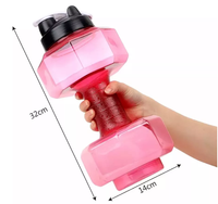 Bouteille d'eau de sport en plastique coloré sans BPA, grande capacité 2,2 L, forme haltère, portable, écologique, pour la gym