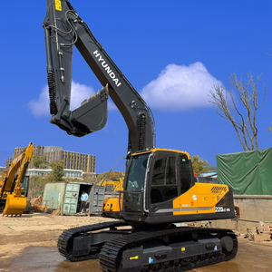 Grande Vente : Excavatrice Hyundai 220LC-9S d'occasion d'origine coréenne, 22 tonnes, reconditionnée, sur chenilles - Product Image 2
