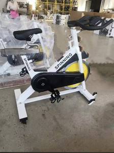 <span class=keywords><strong>Vélo</strong></span> d'exercice à transmission par courroie pour usage domestique ou <span class=keywords><strong>en</strong></span> salle de sport – Meilleure <span class=keywords><strong>vente</strong></span> - Product Image 5