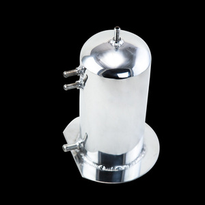 Réservoir d'eau en aluminium 2,5 L, raccordement universel de 8 mm pour la modification, la rénovation et la mise à niveau des voitures à transmission manuelle (MT) - Product Image 4