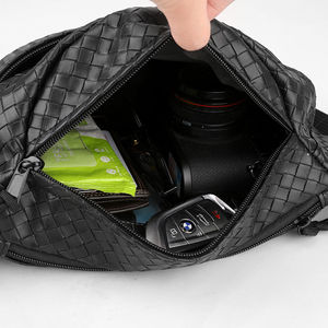 Riñonera Deportiva Unisex Ajustable de Poliéster para Exteriores, Riñonera de Moda de Cuero PU con Cierre de Cremallera Impermeable - Product Image 5