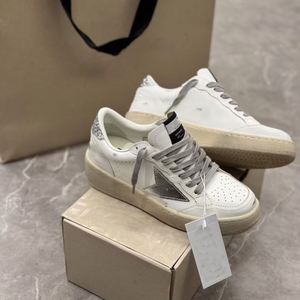 Chaussures Rétro Effet Vieilli pour Femme, Chaussures de Sport Plates en Cuir Effet Vieilli avec Étoiles pour Homme, Semelle Intérieure Rehaussante à Cinq Branches en Forme d'Étoile - Product Image 3