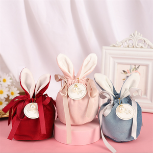 Borsa con coulisse a forma di orecchio di coniglio di pasqua - Product Image 1