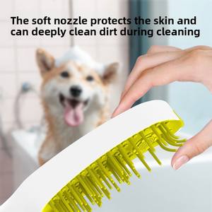 Nuevo cepillo de baño para mascotas grandes con pistola pulverizadora, hecho de plástico duradero para limpieza, masaje y aseo. - Product Image 2