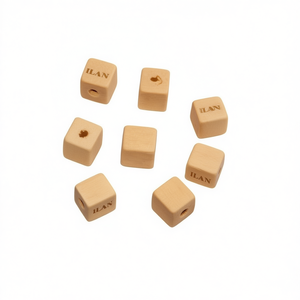 Perline quadrate in legno ILAN 10x10mm per artigianato e creazione di gioielli - Product Image 2