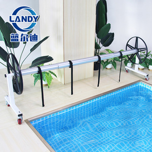 เครื่องม้วนเก็บผ้าคลุมสระ Landy ทำจากอลูมิเนียมอัลลอย รับน้ำหนักได้ 60 กก. ปรับความยาวได้ เหมาะสำหรับสระว่ายน้ำในบ้านพักตากอากาศส่วนตัว - Product Image 3