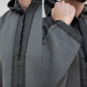 <span class=keywords><strong>Djellaba</strong></span> d'hiver personnalisée en coton marocain à capuche pour homme avec fermeture éclair, thobe musulman islamique de luxe brodé, vente en gros - Product Image 4
