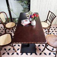 Table basse et chaises de style rétro, ensemble de meubles pour bar, thé au lait, café, restaurant, table et chaises